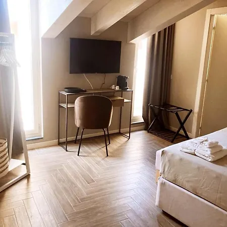 Gatto Bianco 42 3* Бергамо