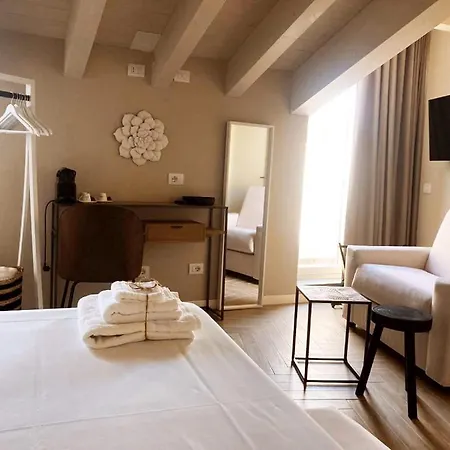 Gatto Bianco 42 Konukevi Bergamo