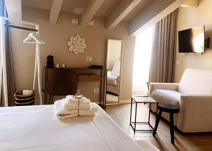 Gatto Bianco 42 Guest house Bergamo