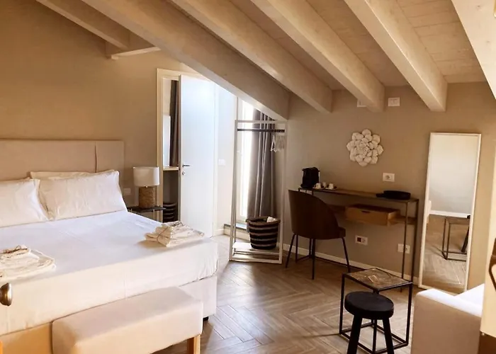 Gatto Bianco 42 Guest house